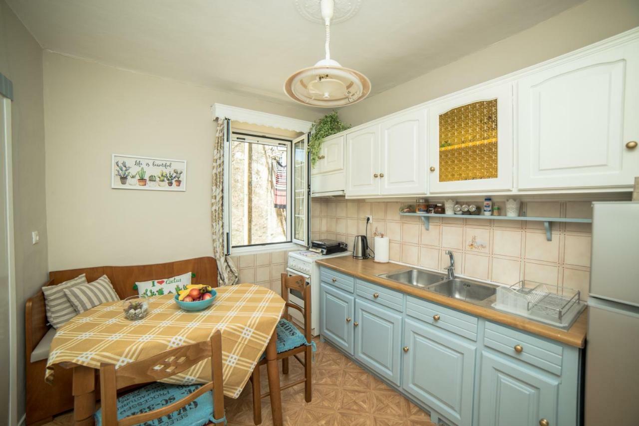 Next 2 Cathedral - Corcyra Apartment Corfu  Eksteriør billede